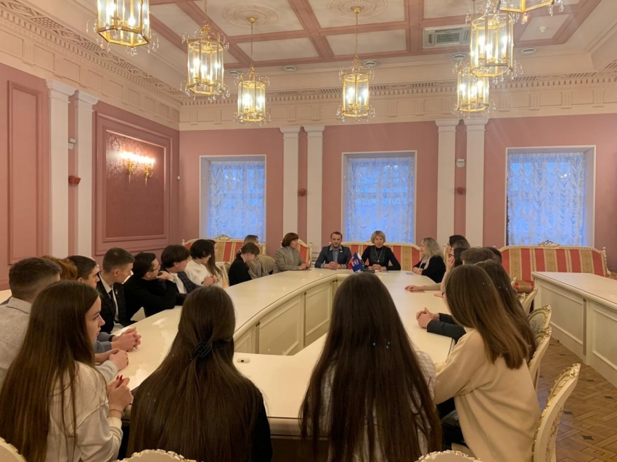 Встреча студентов с руководителями Казанского местного отделения «Единой России»